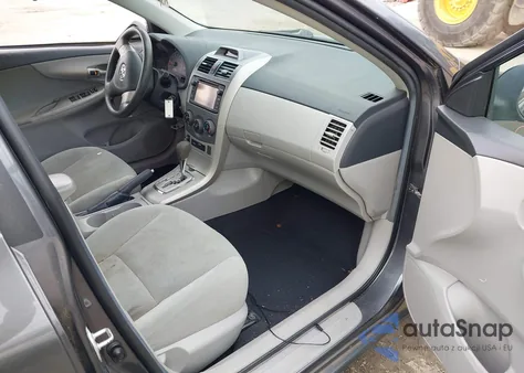 2013 Toyota Corolla Le z USA, uszkodzony, nr VIN 2T1BU4EE9DC118004